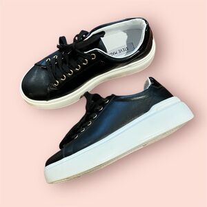 Steve Madden Black Women's platform “Bank” Sneakers sz 38